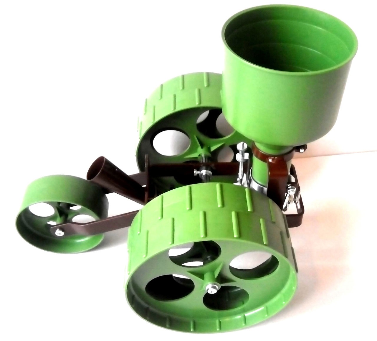 Vibrierende Zinken der kleinen Reihensämaschine R-2